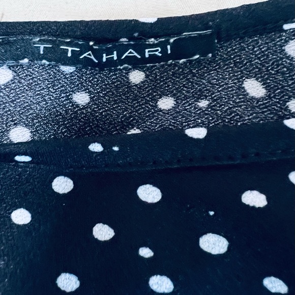 T Tahari short sleeve black white polka dot faux twist knot blouse - Picture 3 of 8
